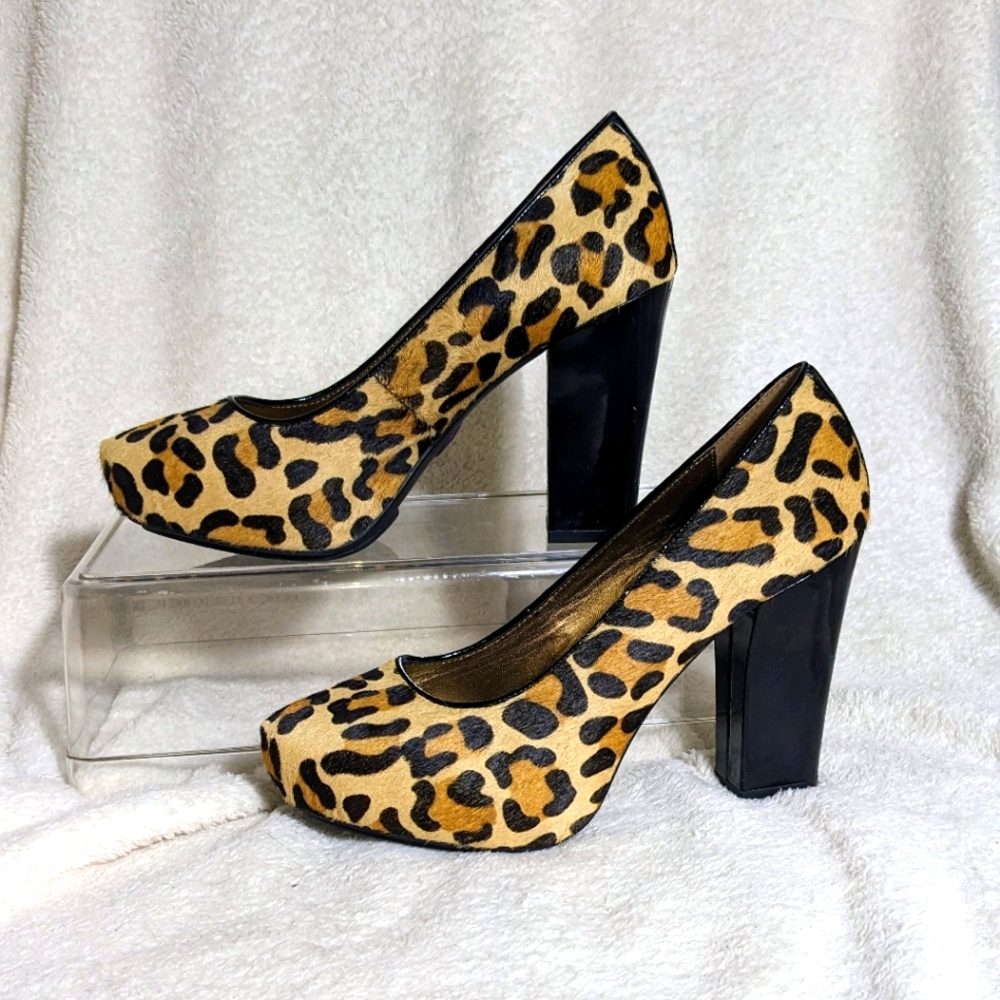 Me Too Leopard Platform Pumps | Size 8 - Picture 4 of 11